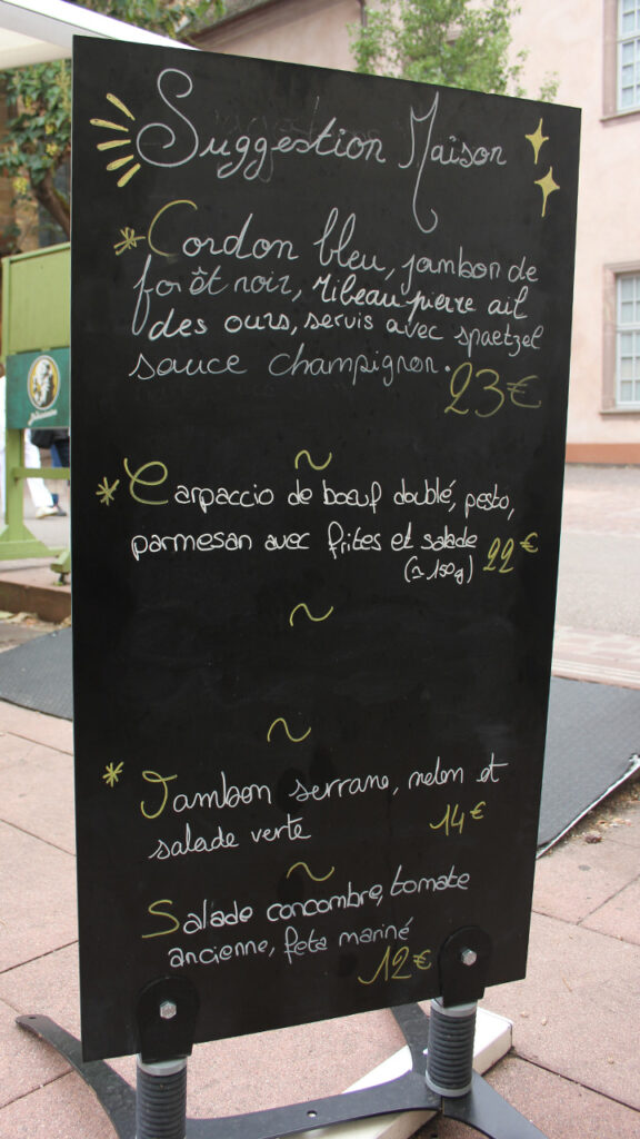 Carte des suggestions estivales à la brasserie des Dominicains