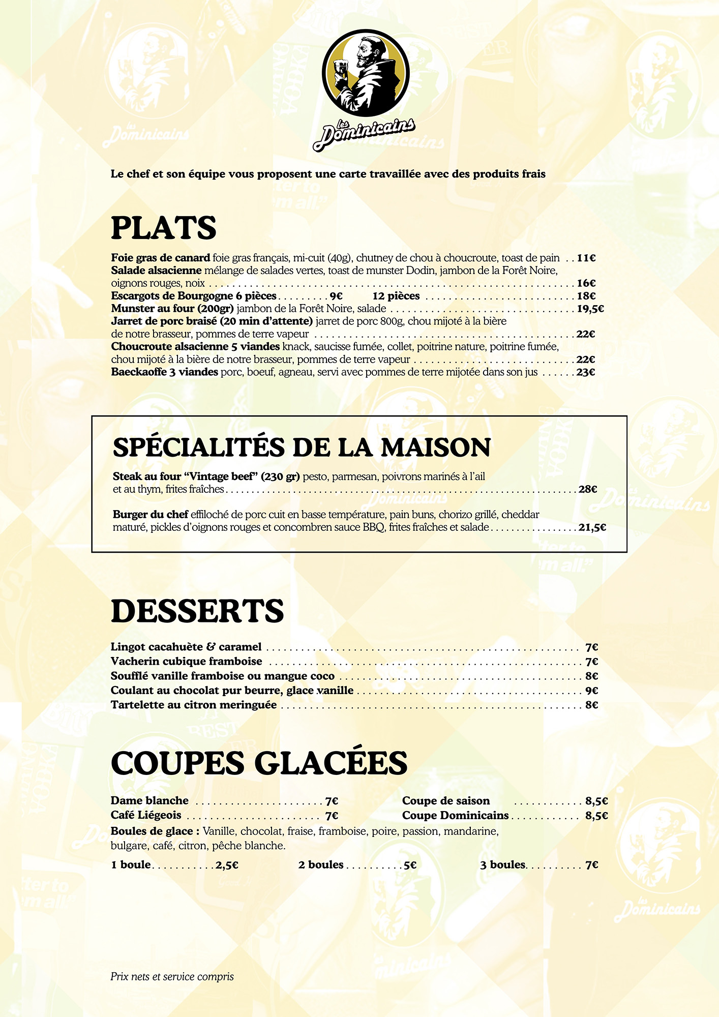 Carte des plats principaux en français, gratins de spaetzlés, spécialités alsaciennes, tartes flambées